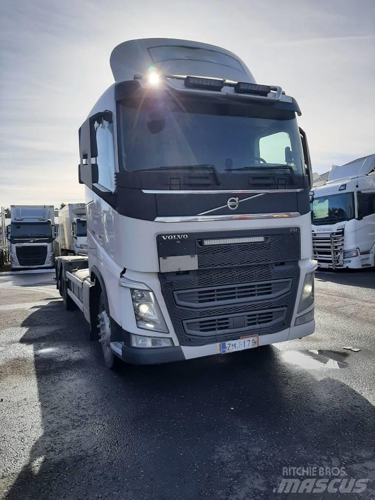 Volvo FH 13 Camion cadru container