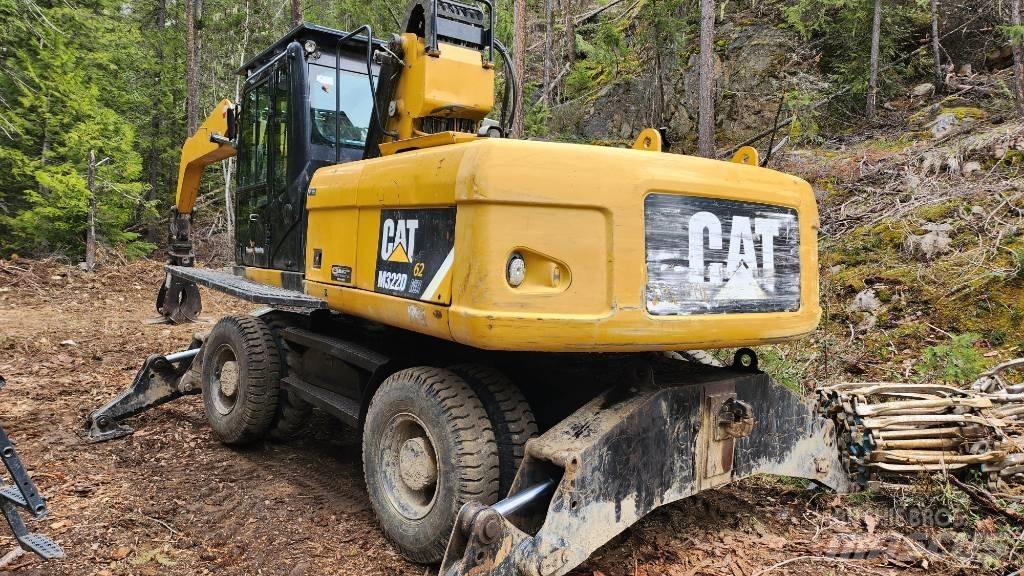 CAT M 322 D MH Paleta de manipulare
