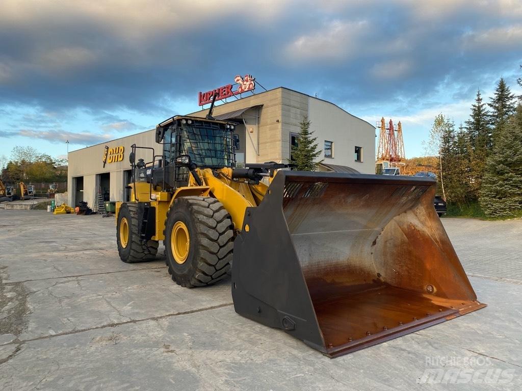 CAT 966 M Incarcator pe pneuri