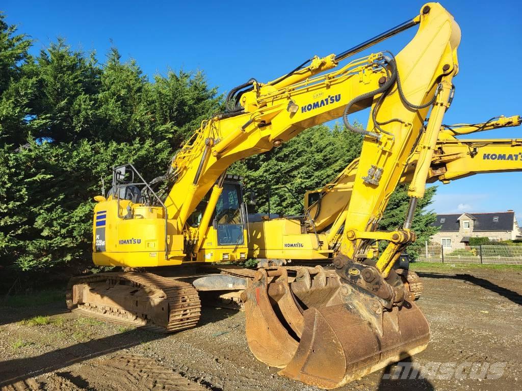 Komatsu PC228USLC-11 Excavatoare pe șenile
