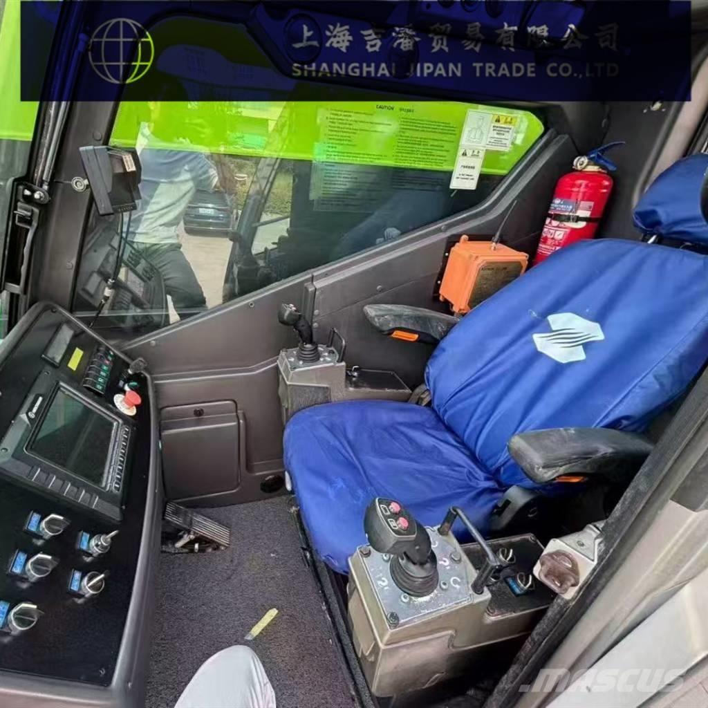 Zoomlion ZAT 2000 V7 Macara pentru orice teren