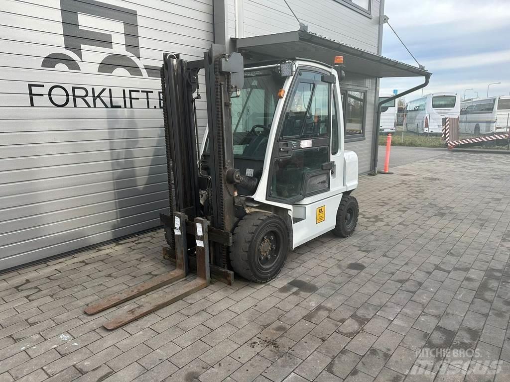 Nissan YG1D2A30Q Stivuitor diesel
