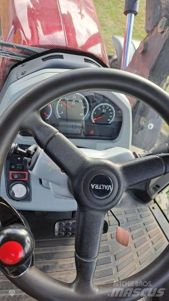 Valtra T 214 Tractoare