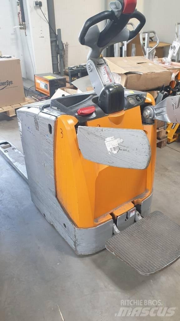 Still EXU-SF 20 Transpaleta cu platforma