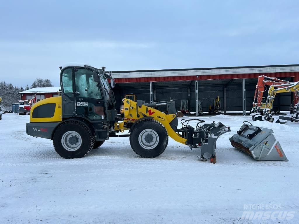 Wacker Neuson WL52 Incarcator pe pneuri