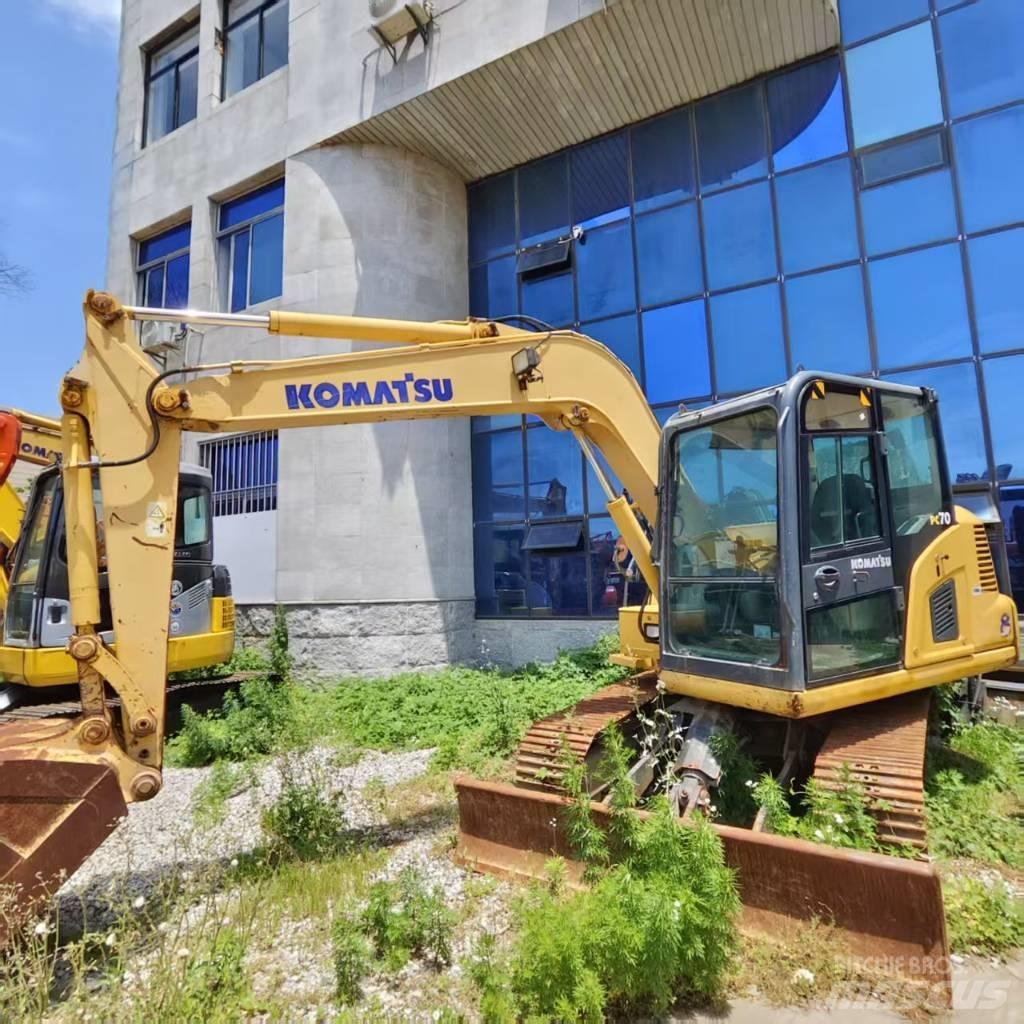 Komatsu PC 70-8 Excavatoare pe șenile
