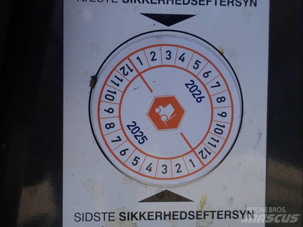 Nissan FGD 02A30Q Stivuitor diesel