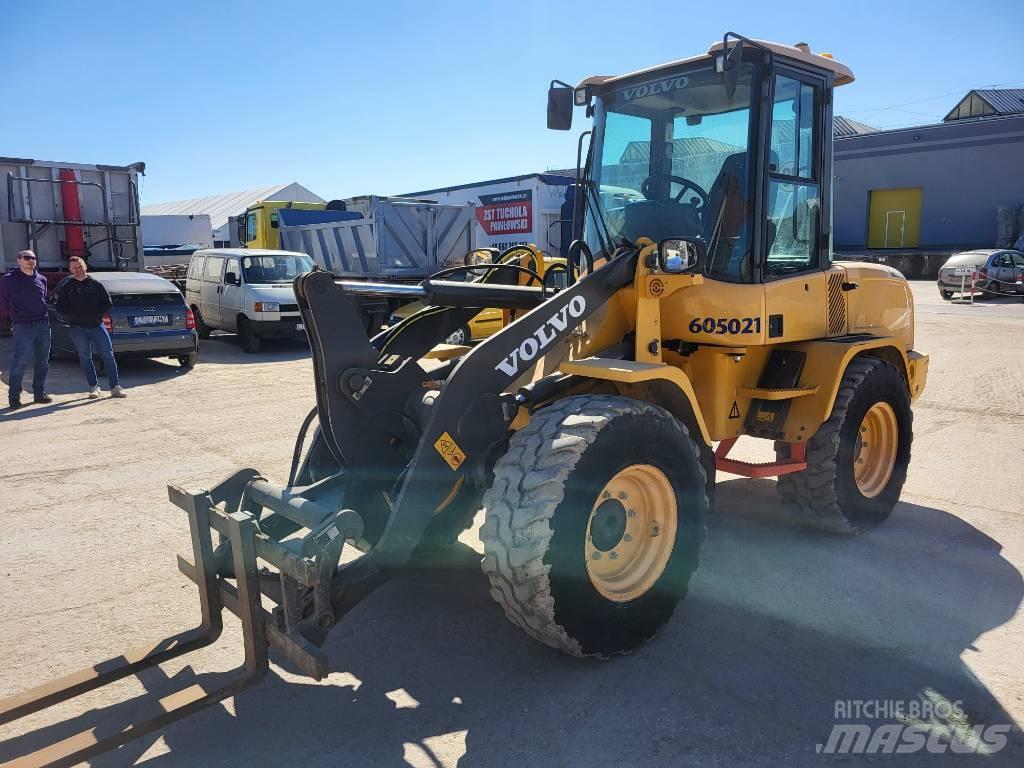 Volvo L 30 G Incarcator pe pneuri