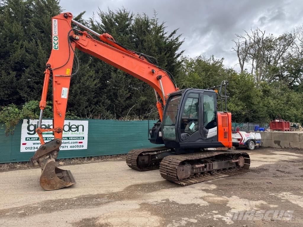 Hitachi ZX 135 US-5B Excavatoare pe șenile
