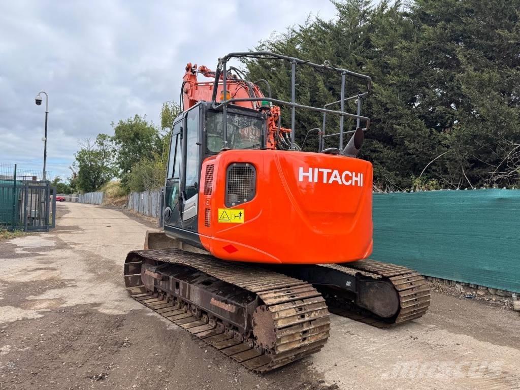 Hitachi ZX 135 US-5B Excavatoare pe șenile
