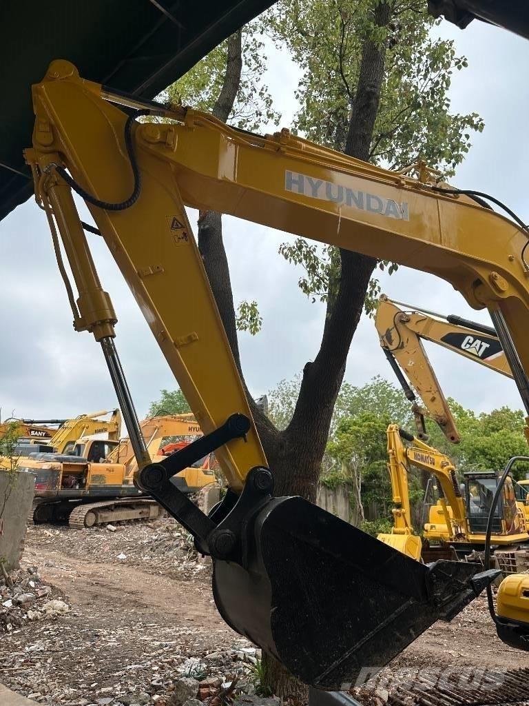 Hyundai 80-7 Excavatoare pe șenile
