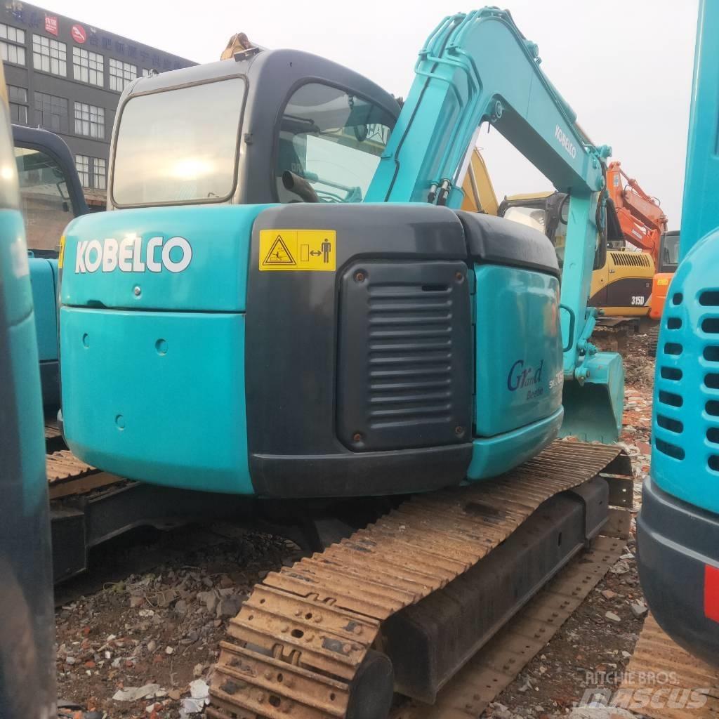 Kobelco SK 70 SR Excavatoare 7t - 12t