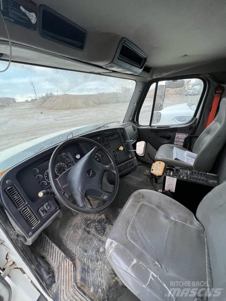 Freightliner SD 114 Altele