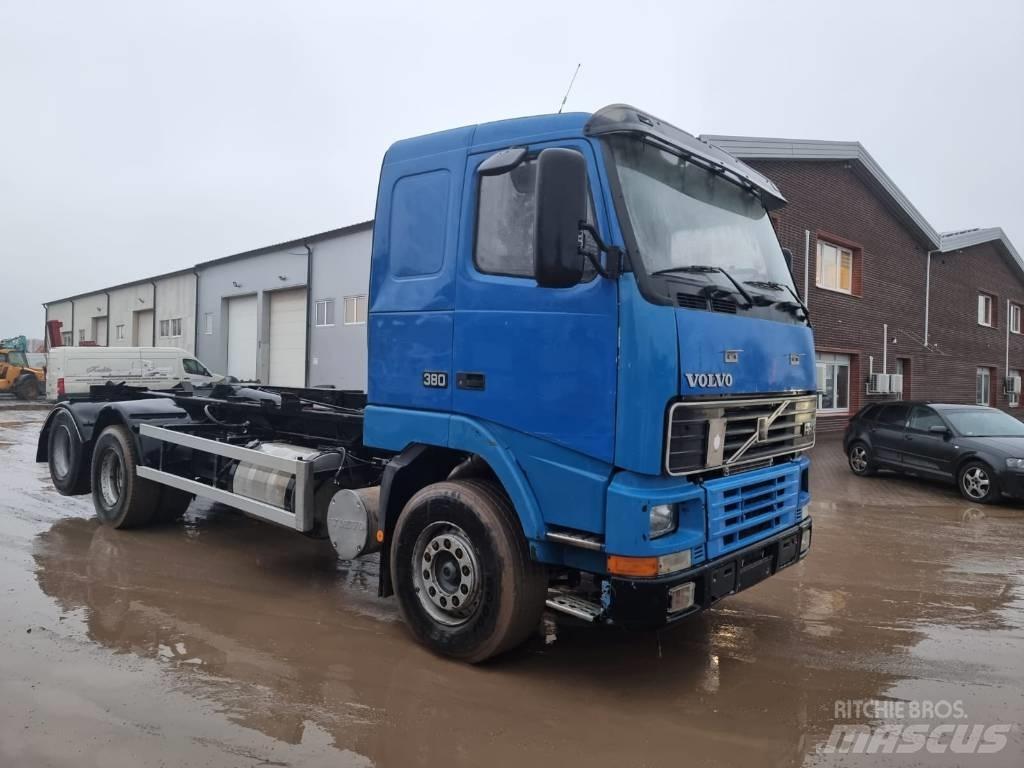 Volvo FH 12 Camion cu carlig de ridicare