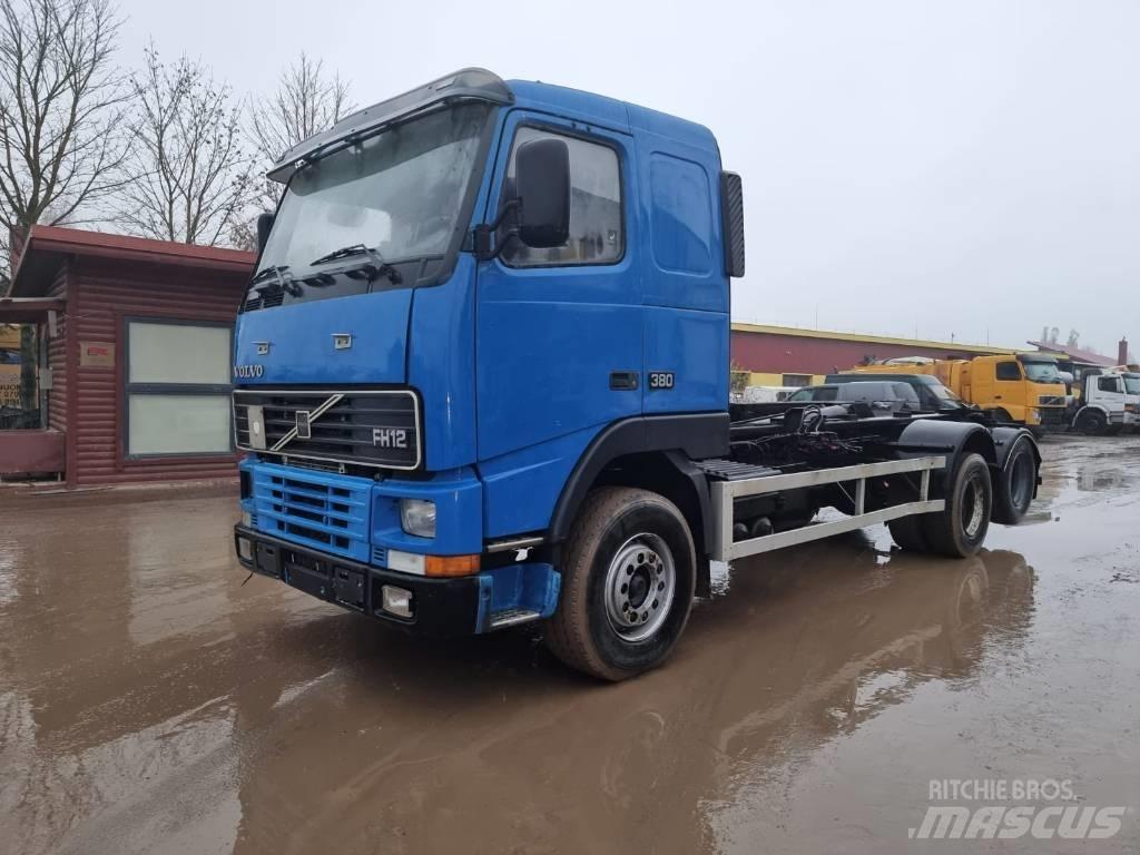 Volvo FH 12 Camion cu carlig de ridicare