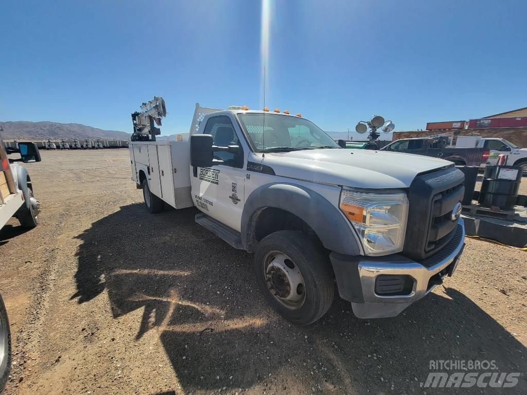Ford F 550 XL Municipal/vehicul cu uz general