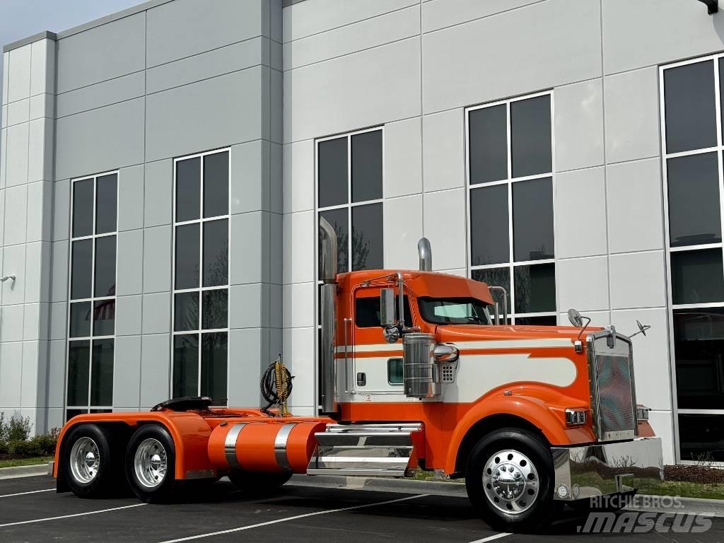 Kenworth W900 Autotractoare