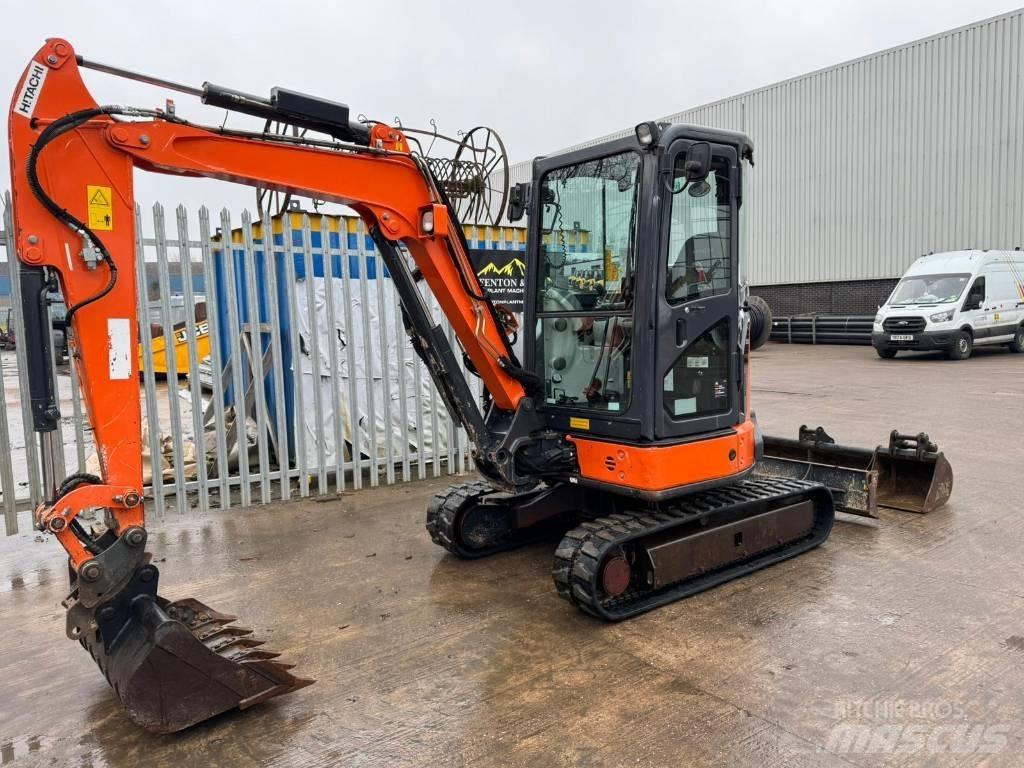 Hitachi ZX 33 U Mini excavatoare < 7t