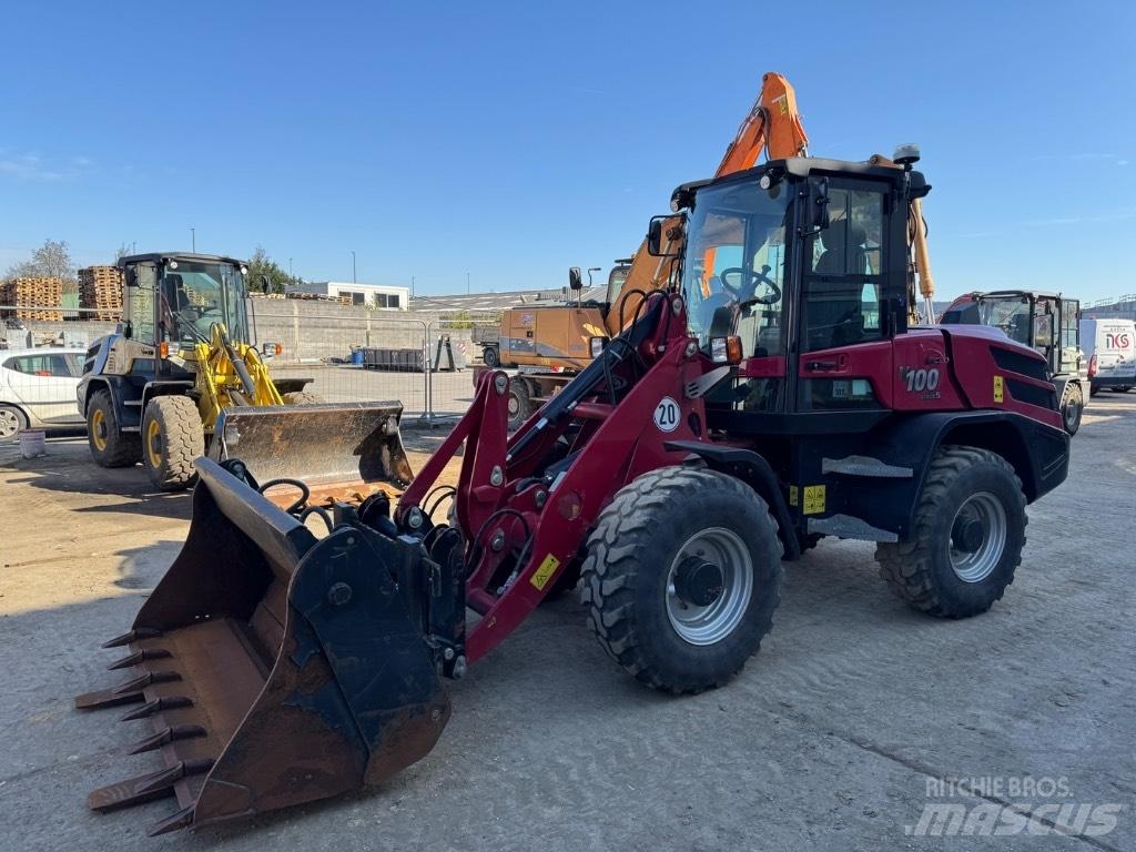 Yanmar V100 (00757) Incarcator pe pneuri