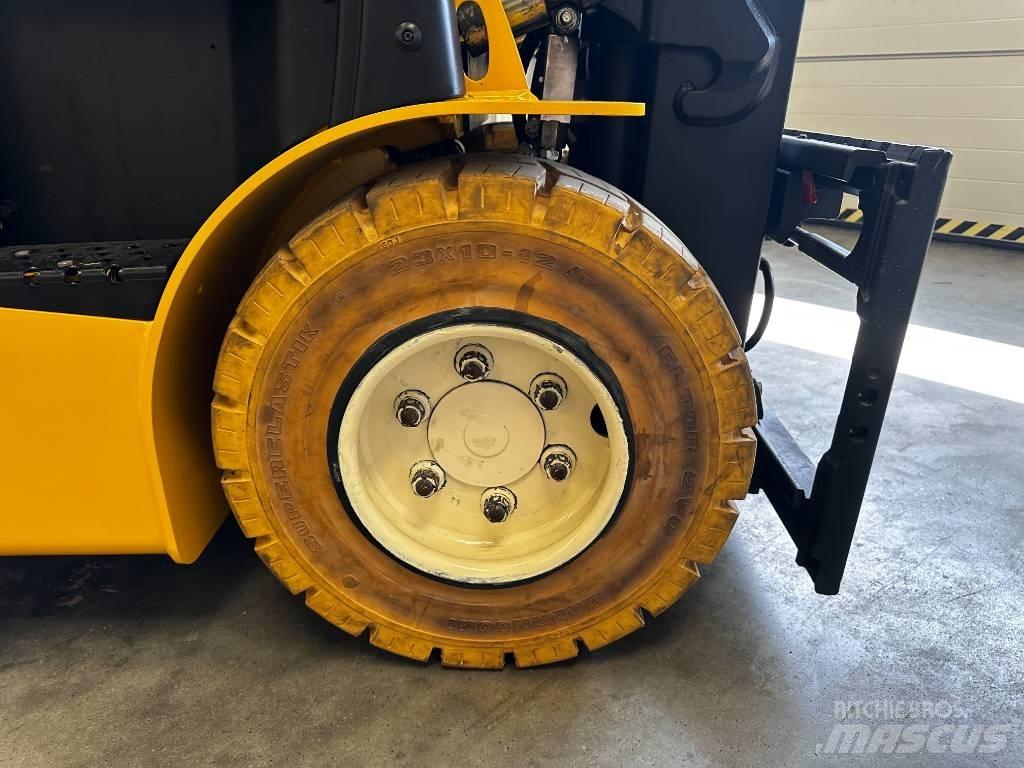 Yale ERP35VL Stivuitor electric