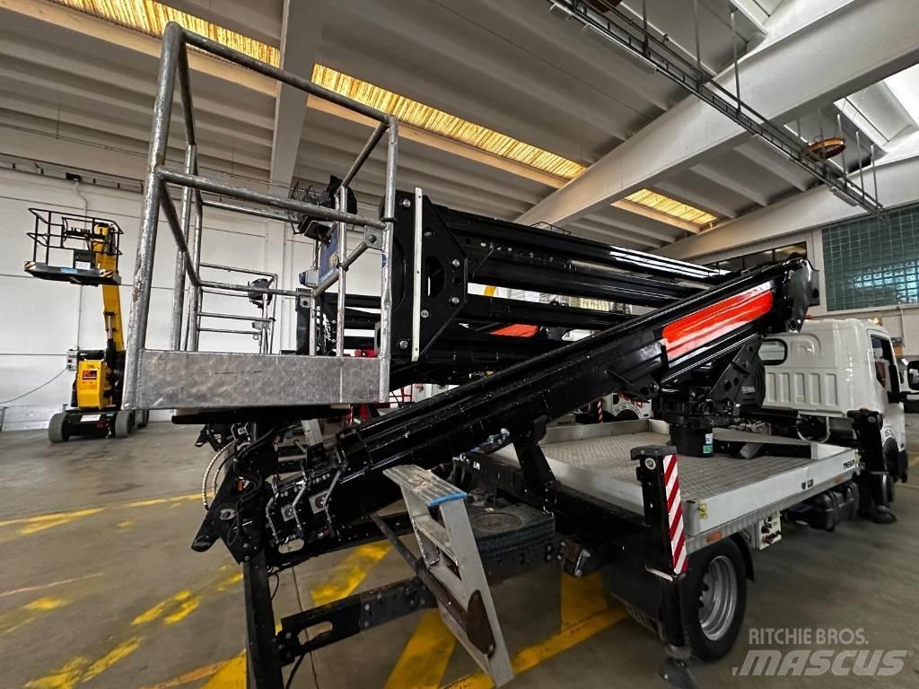 Socage 28 metri Platforme aeriene montate pe camion