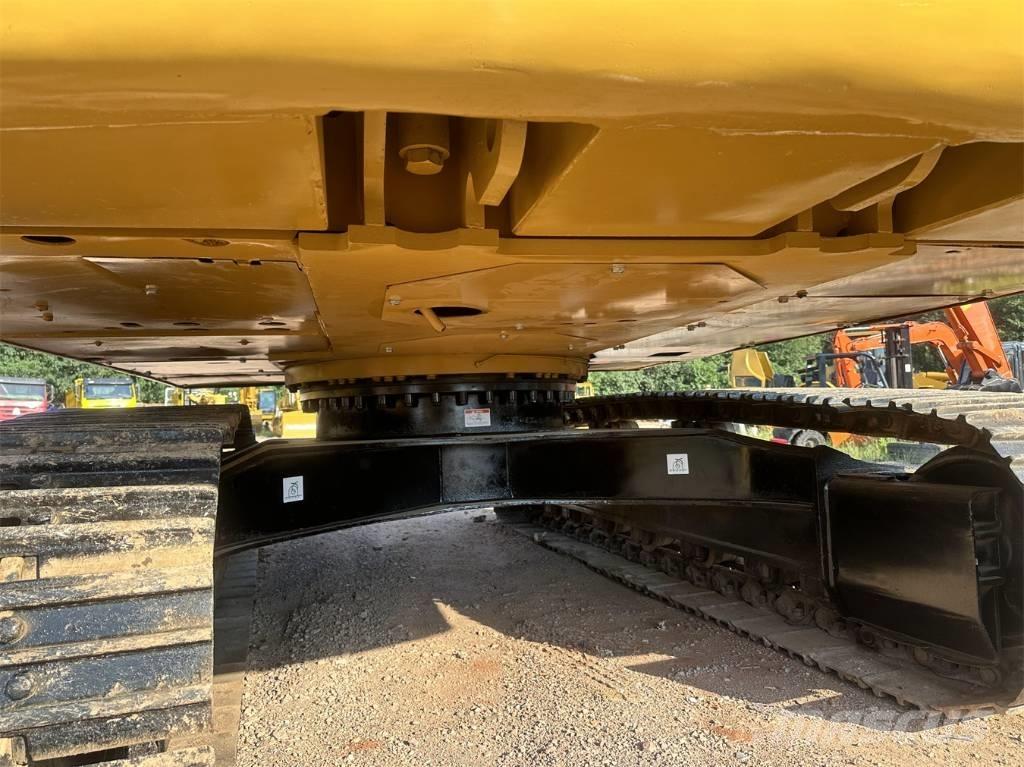 CAT 320C Excavatoare pe șenile
