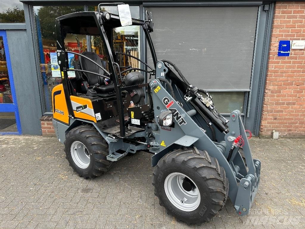 GiANT G2500HD Incarcatoare multifunctionale