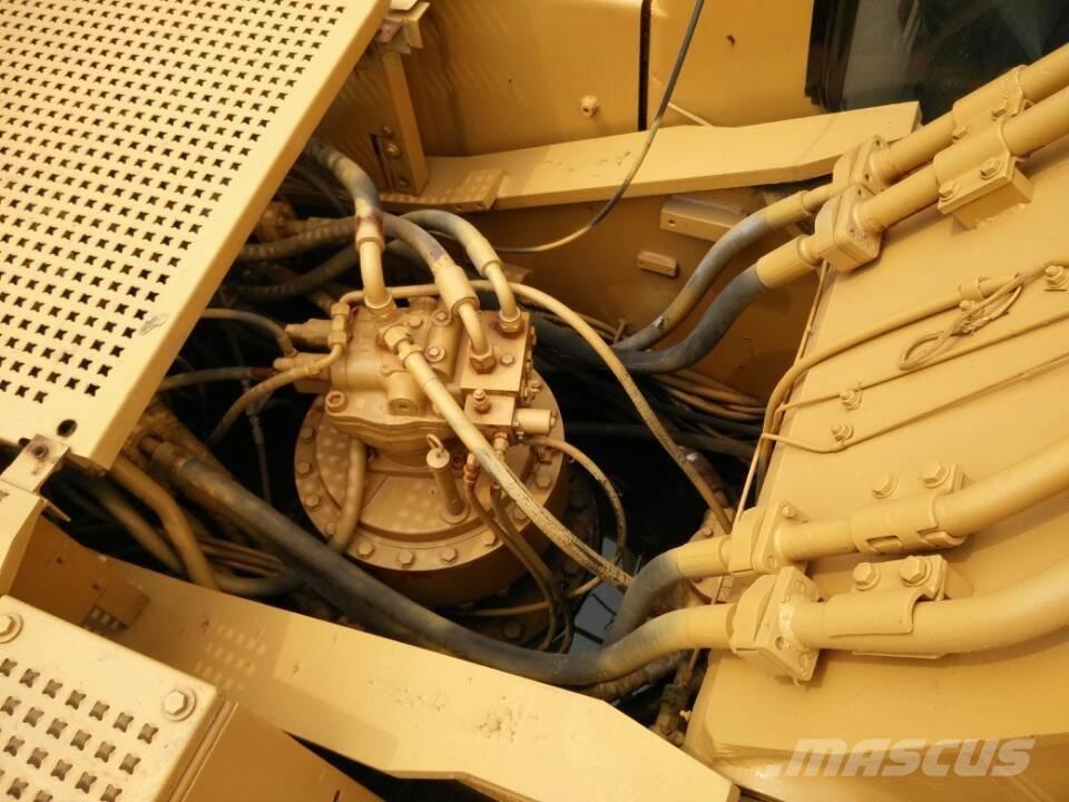 CAT 330 B L Excavatoare pe șenile
