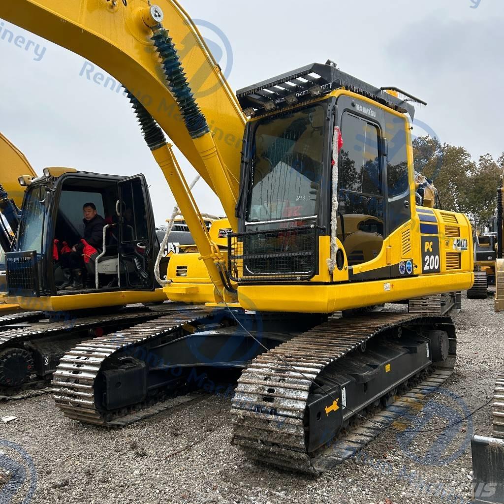 Komatsu PC200-8 Excavatoare pe șenile
