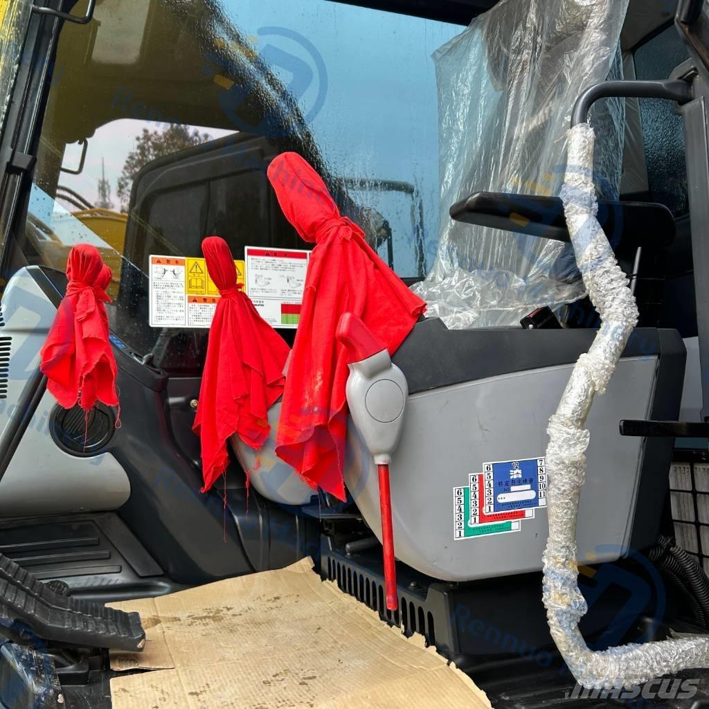 Komatsu PC200-8 Excavatoare pe șenile
