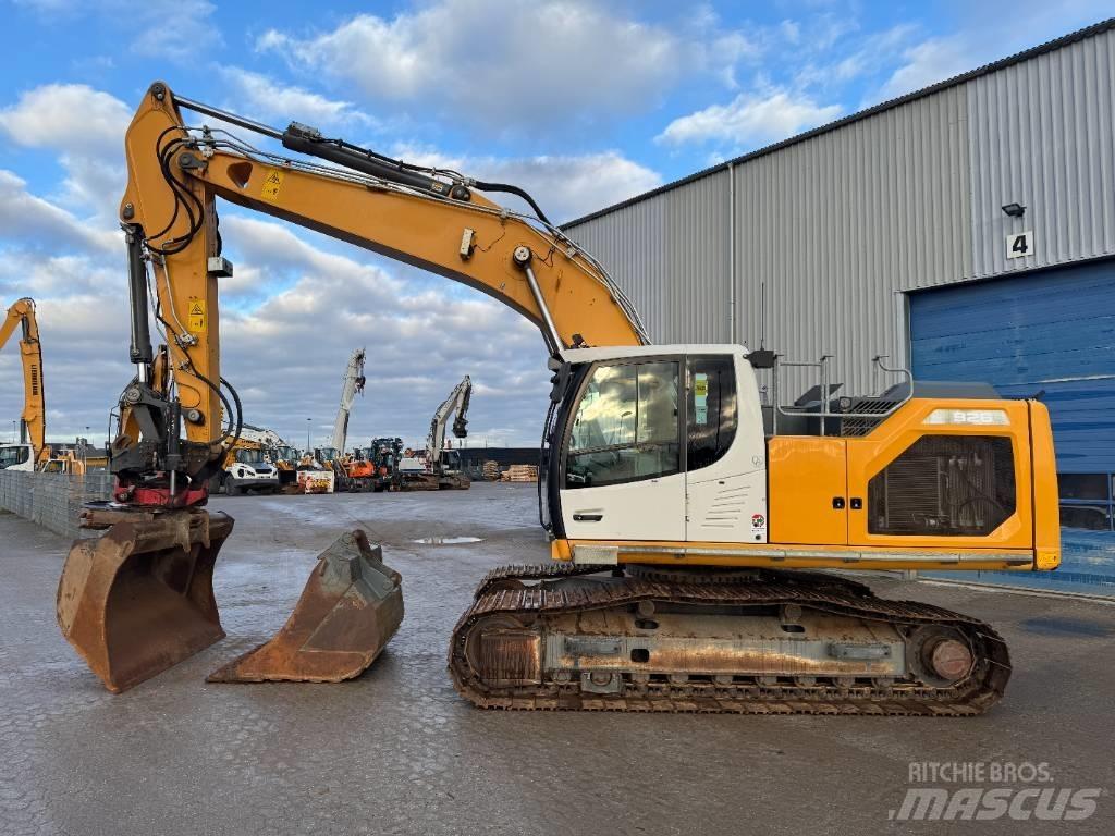 Liebherr R 926 Excavatoare pe șenile
