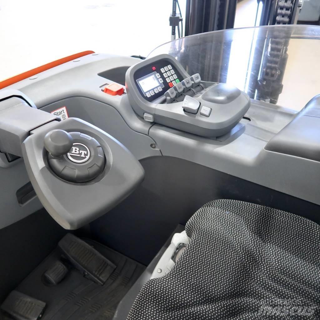 Toyota RRE140B Stivuitor cu catarg retractabil