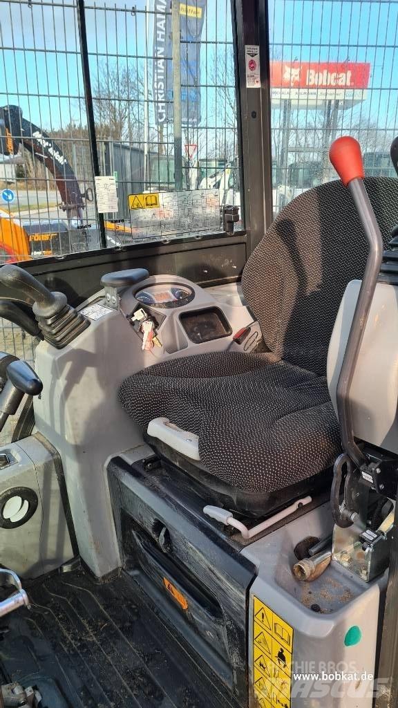 Bobcat E 17 Mini excavatoare < 7t