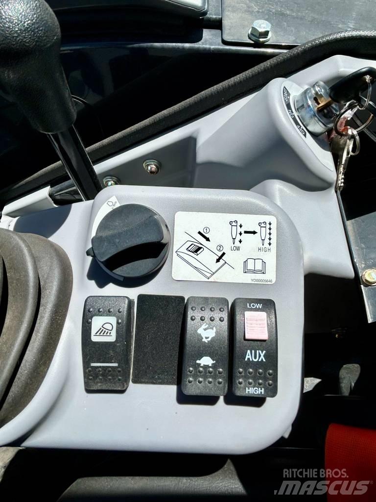 Hitachi ZX35U-5N Mini excavatoare < 7t