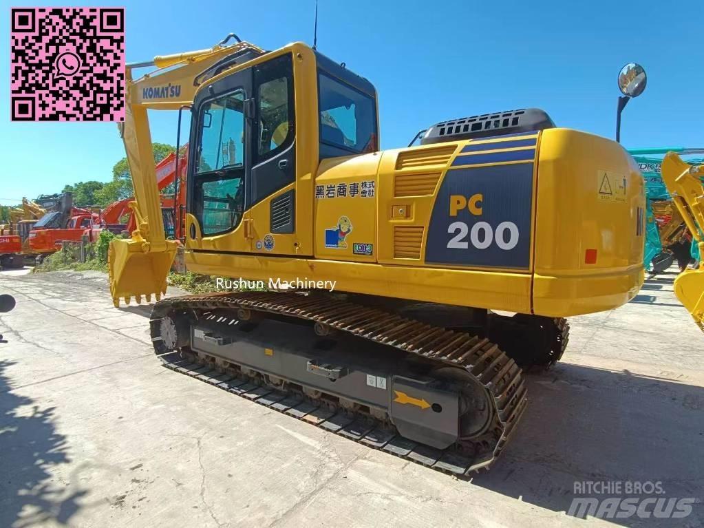 Komatsu PC 200 Excavatoare 7t - 12t
