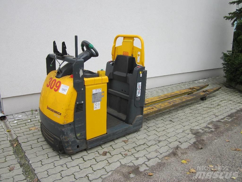 Jungheinrich ECE230 Stivuitor electric