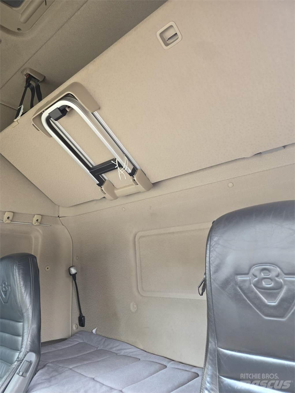 Scania R560 Autotractoare