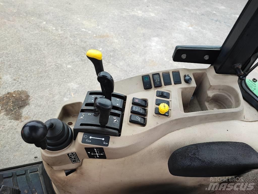 John Deere 3720 Tractoare compacte