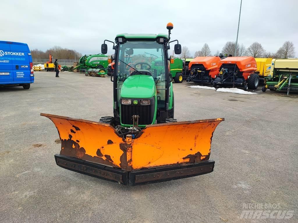 John Deere 3720 Tractoare compacte
