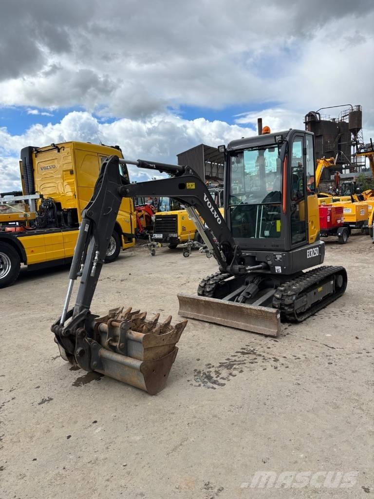 Volvo ECR 25 D Mini excavatoare < 7t
