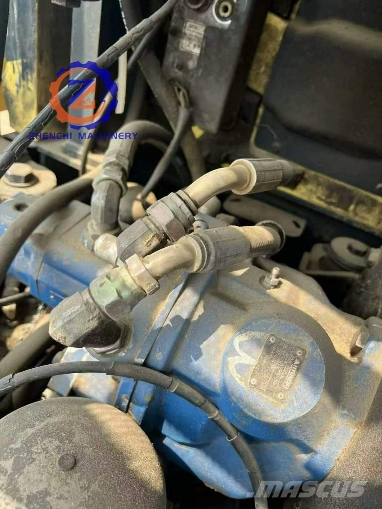 Hyundai 60 W Excavatoare cu roti