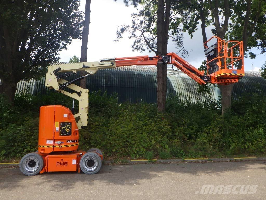 JLG E300AJP Nacele cu brat articulat