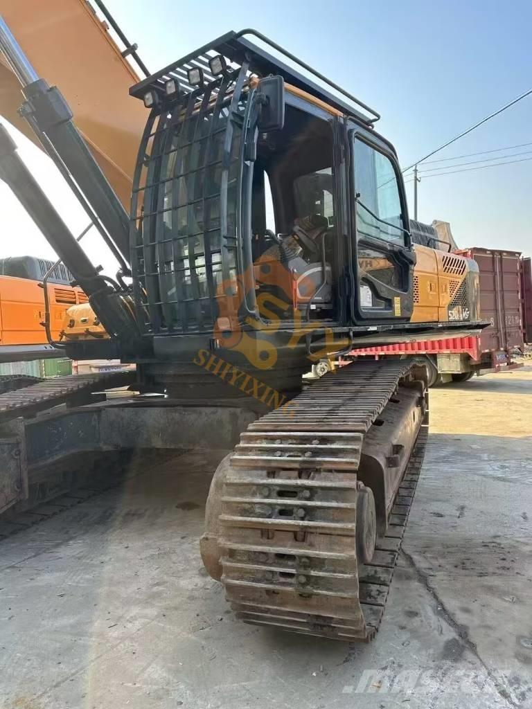 Hyundai Robex 520 VS Excavatoare pe șenile

