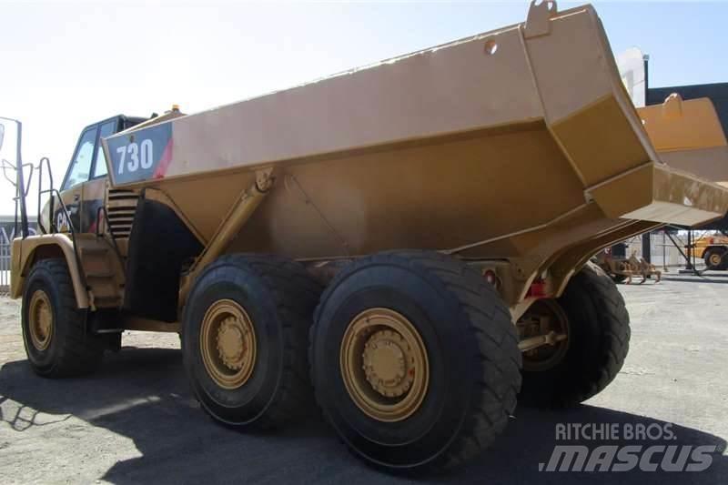 CAT 730 Transportoare articulate