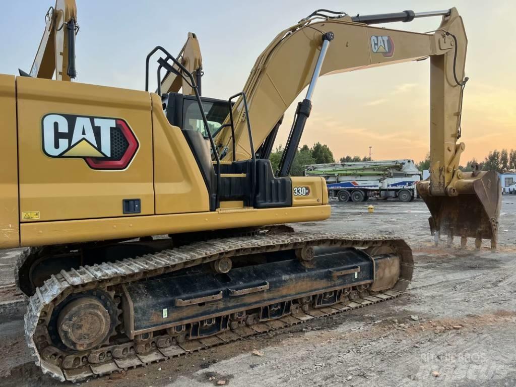 CAT 330 GC Excavatoare pe șenile

