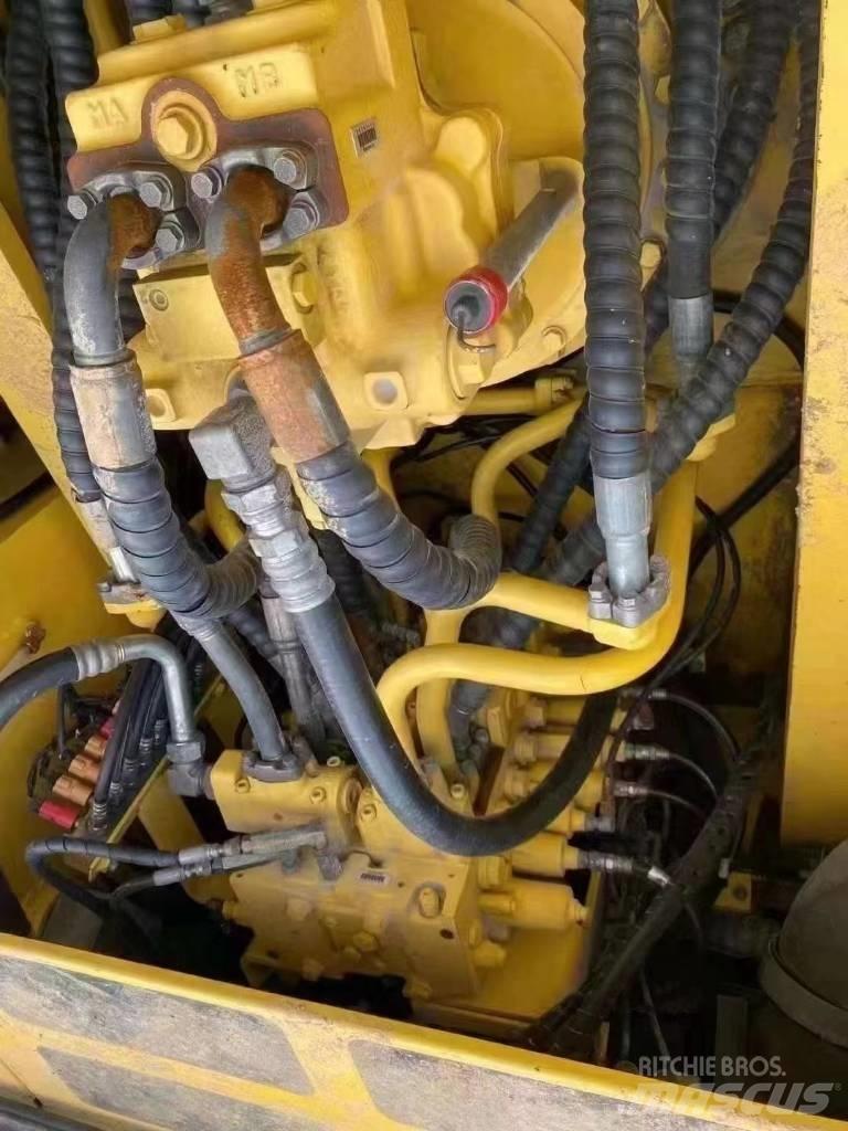 Komatsu pc360 Excavatoare pe șenile
