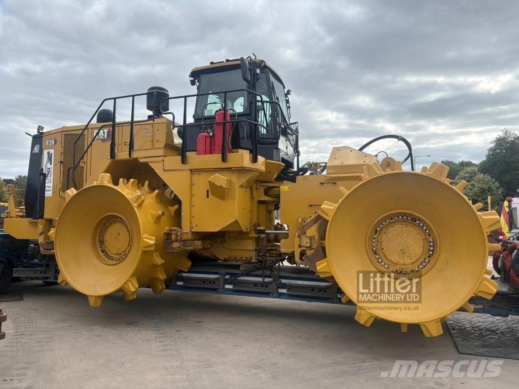 CAT 836 Compactoare deseuri