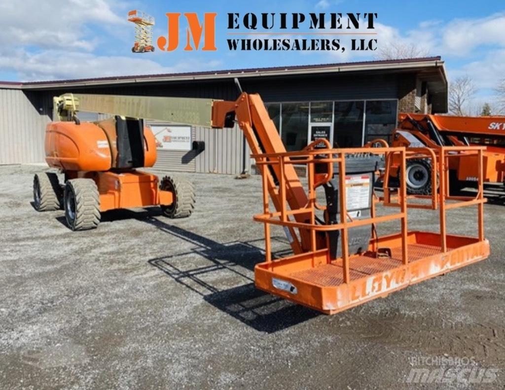 JLG 800 AJ Nacele cu brat articulat