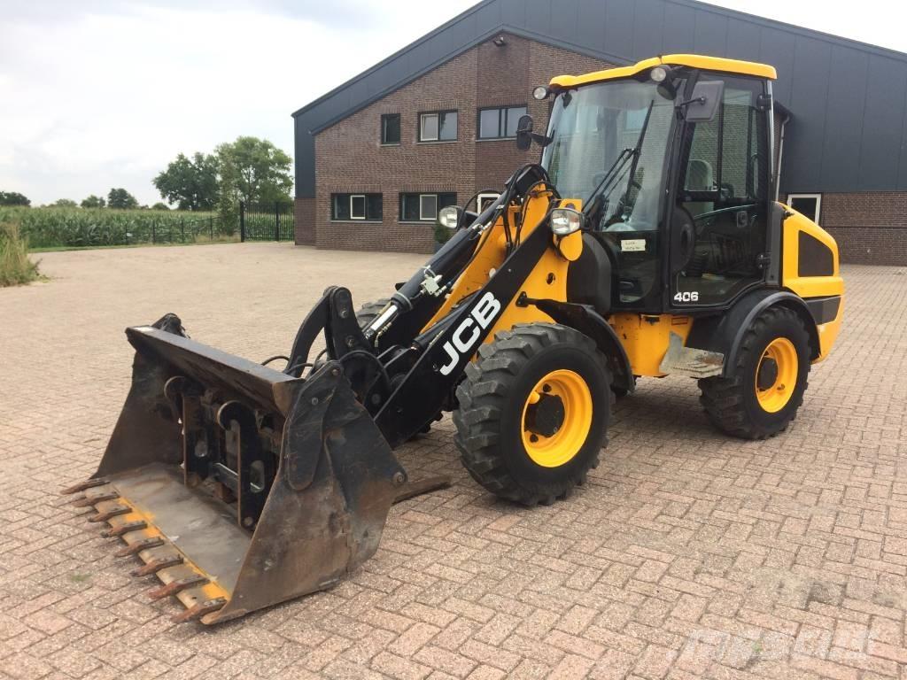 JCB 406 Incarcator pe pneuri