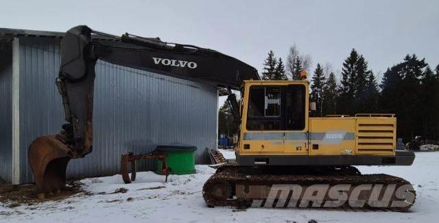 Volvo EC 230B Excavatoare pe șenile
